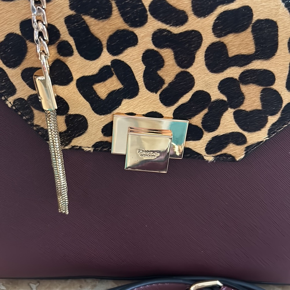 Excellent Condition: barely carried - Picture 2 of 5